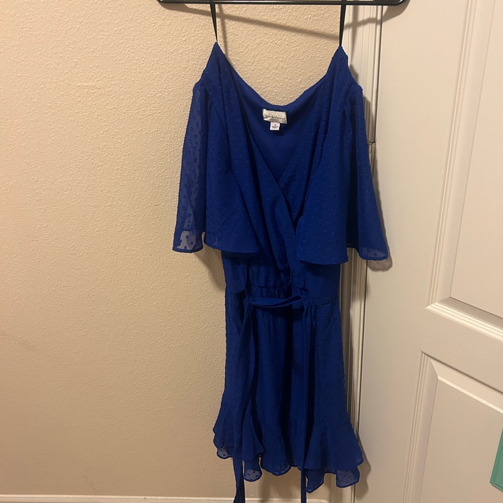 Blue dress
